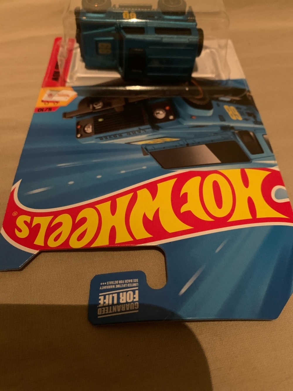 Land Rover Defender 90 Hot Wheels - Picture 5 of 7